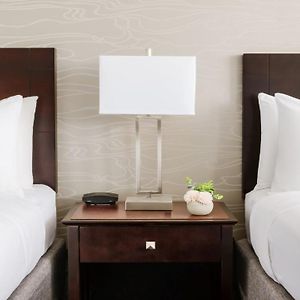 Queen Room Two Queen Beds Hearing Accessible or Non-Smoking